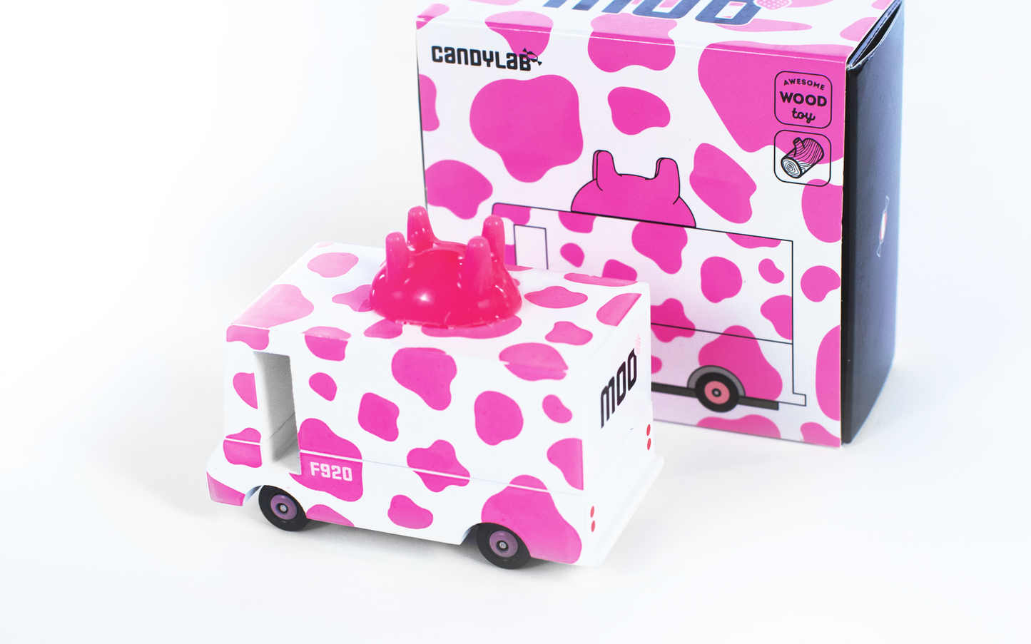 Strawberry Moo Van Candylab Car