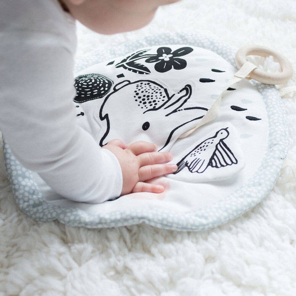 Organic Activity Pad - Meadow by Wee Gallery