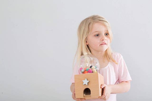 Gatcha Gatcha Wooden Gumball Dispenser