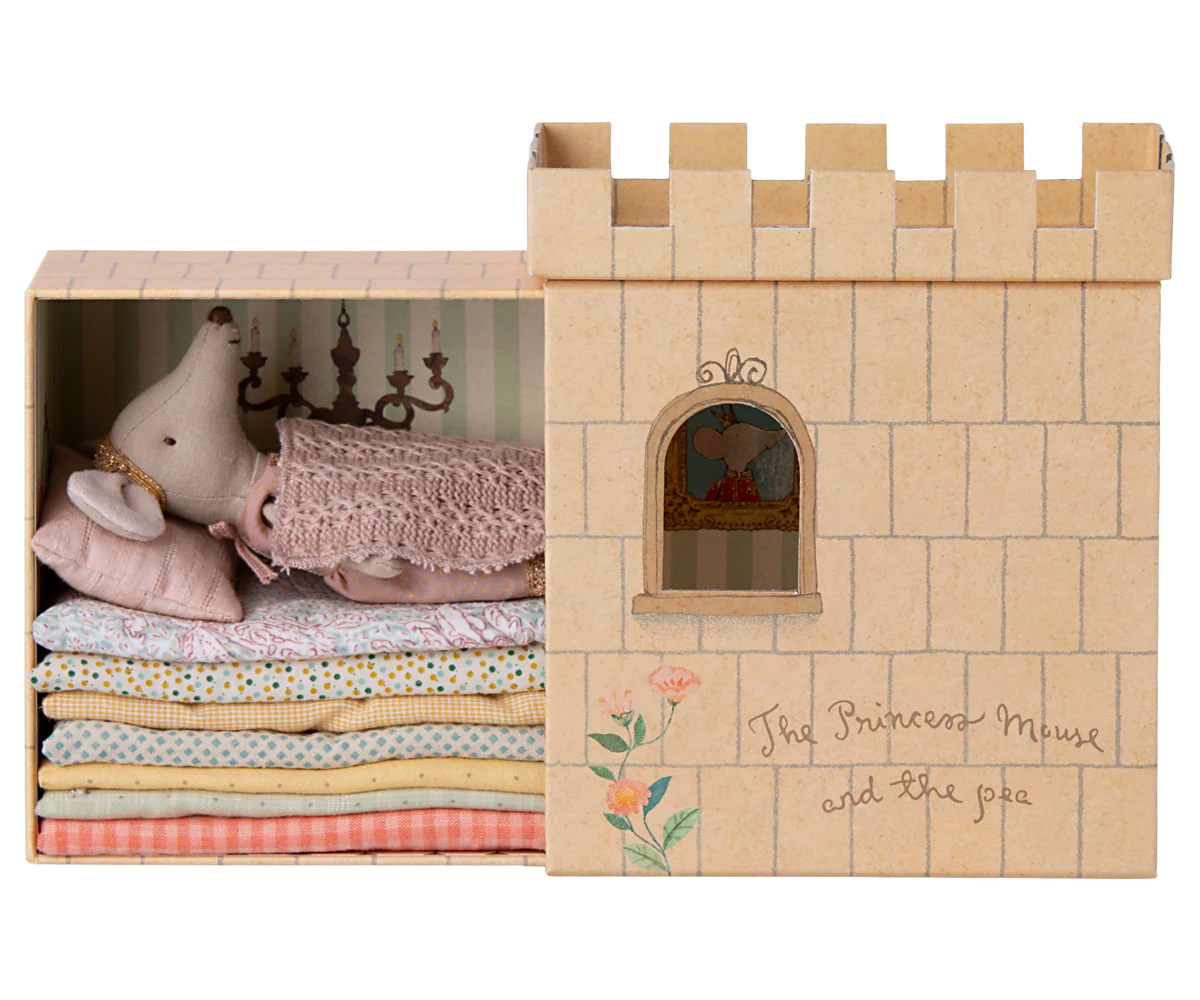 Princess and the Pea Mouse by Maileg