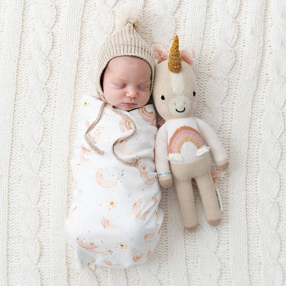 Zara the Unicorn - cuddle + kind