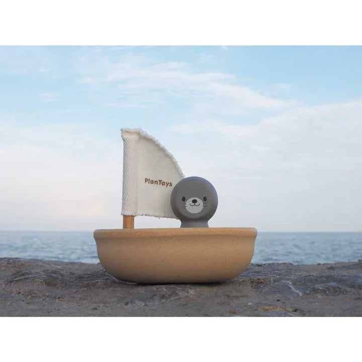 Seal in Sailing Boat by PlanToys