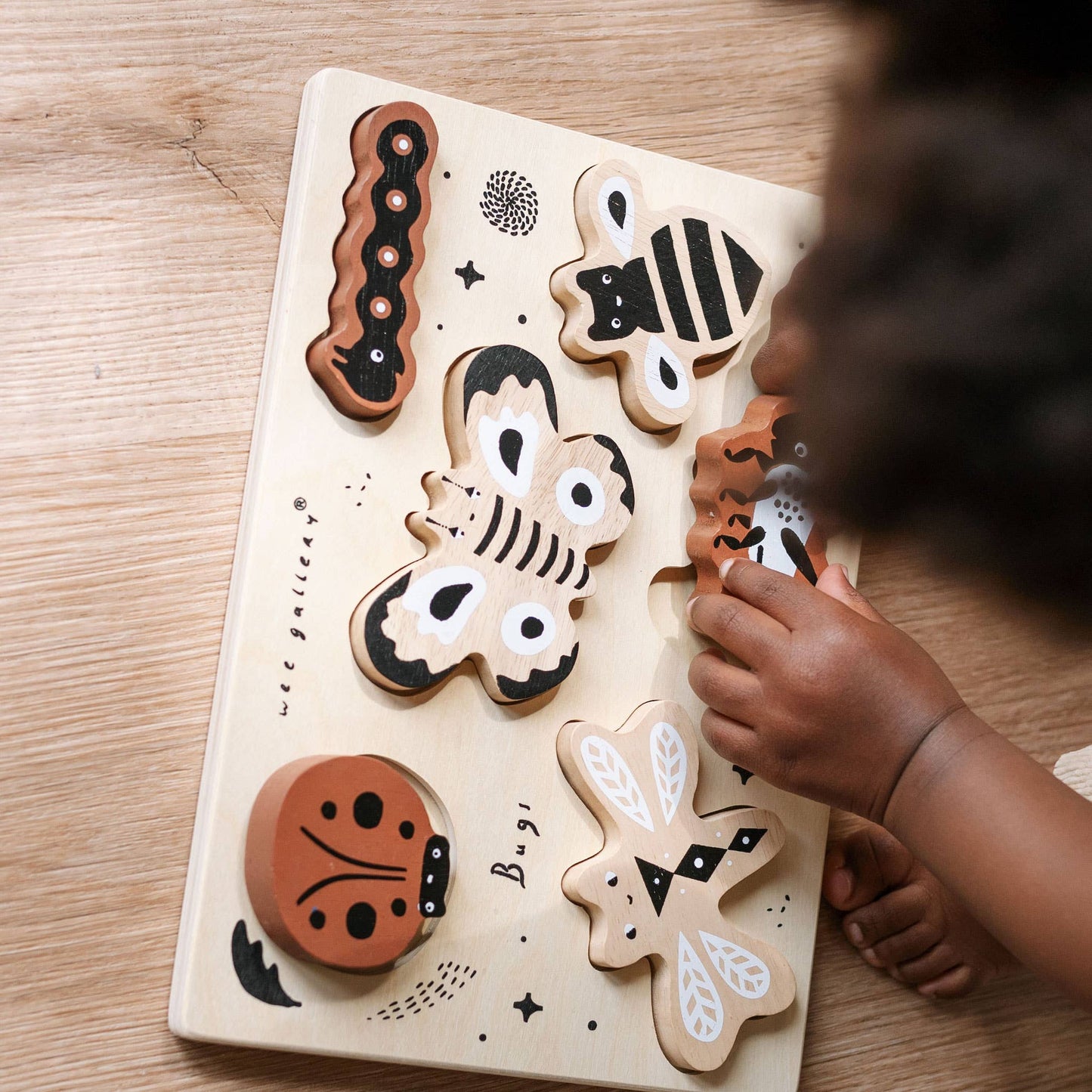 Wooden Tray Puzzle - Bugs by Wee Gallery