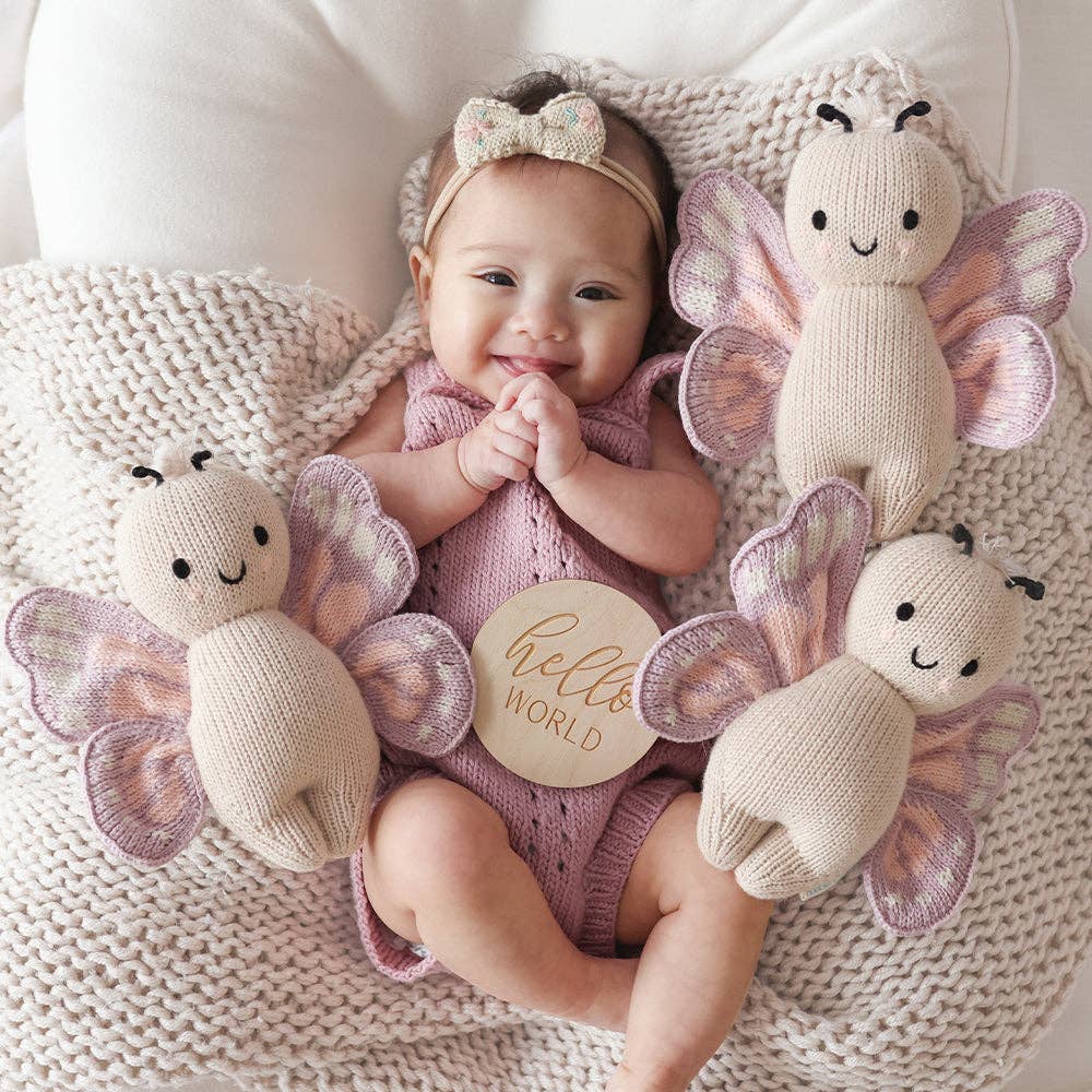Baby Butterfly - cuddle + kind