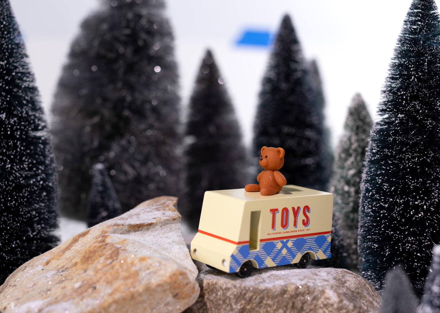 Teddy Bear Van Candylab Car