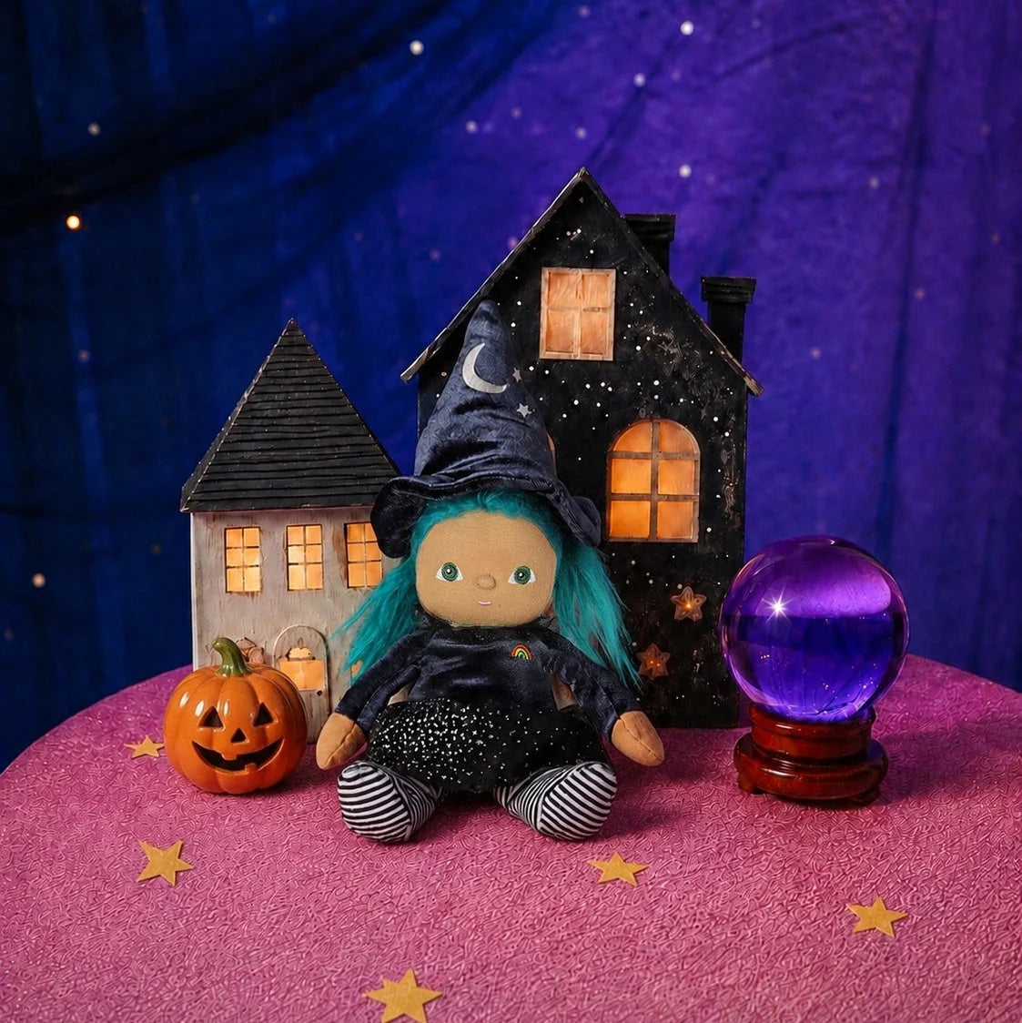 Dinky Dinkum Winnie Witch