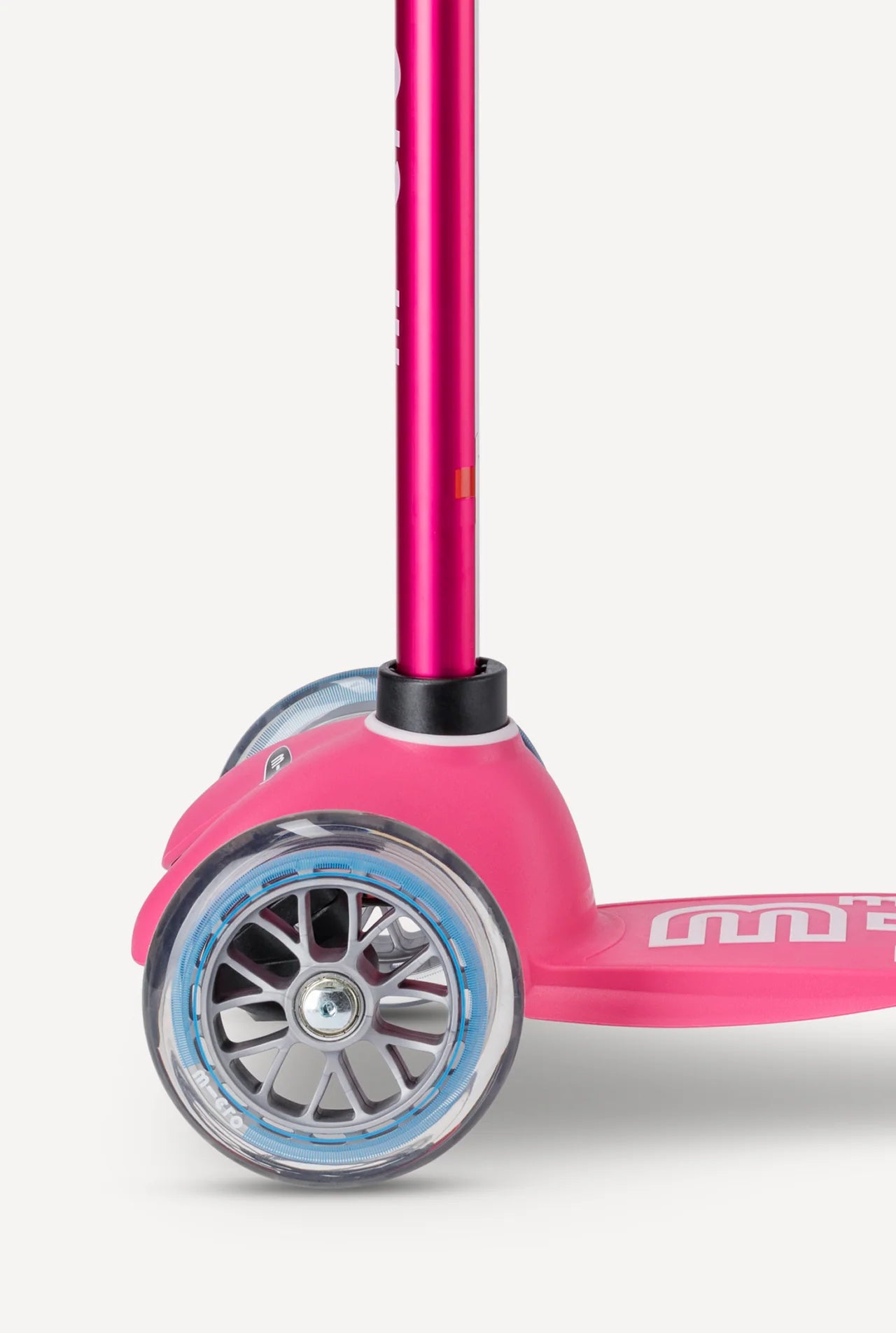 Mini Deluxe Scooter by Micro