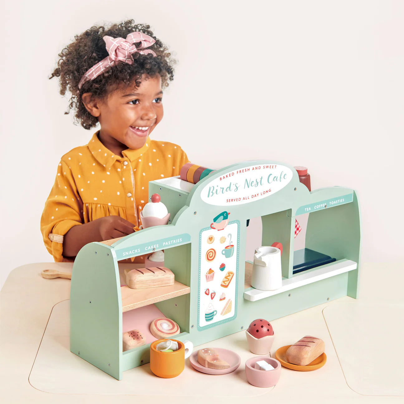 Bird’s Nest Café by Tender Leaf Toys