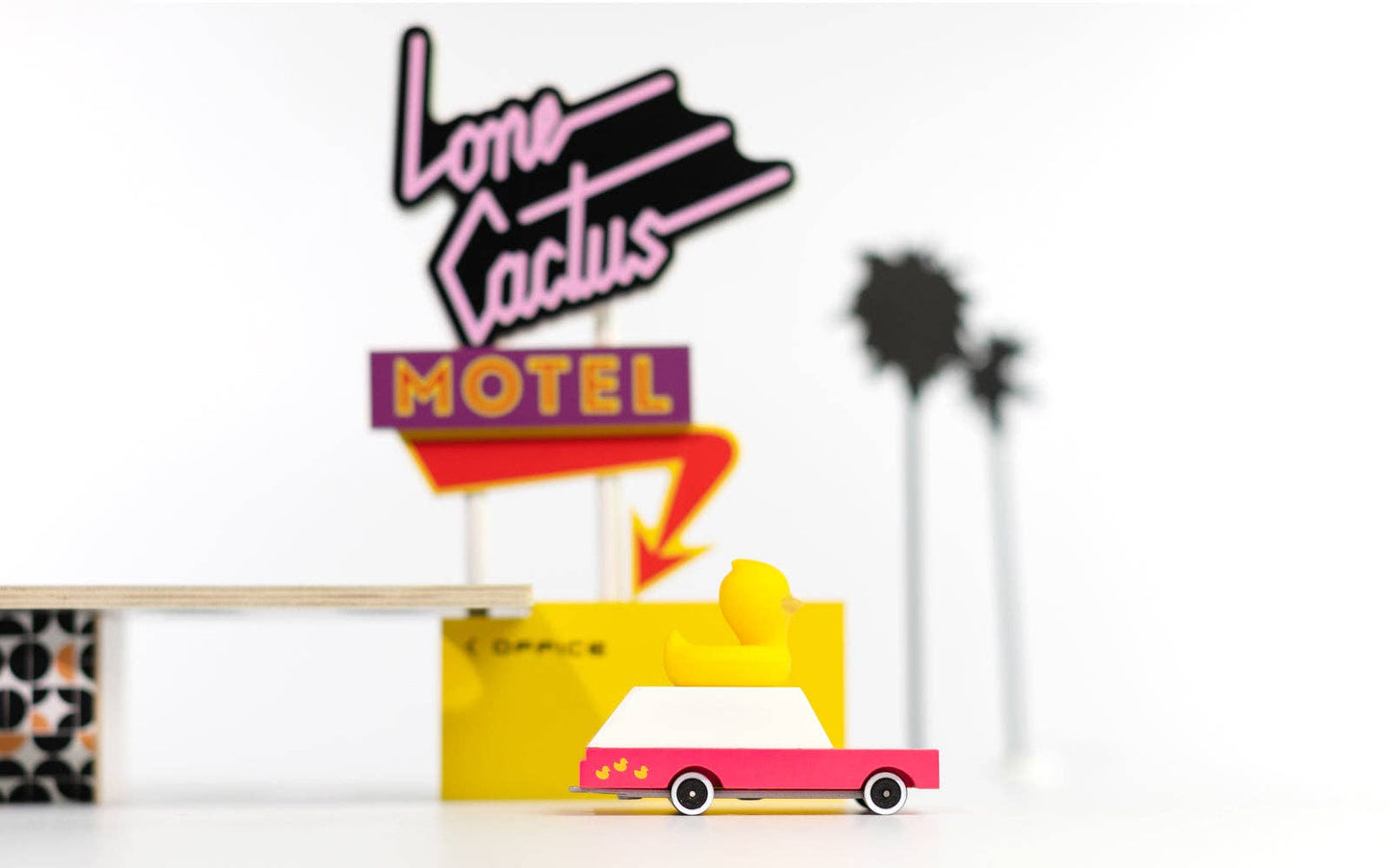 Duckie Wagon Candylab Car