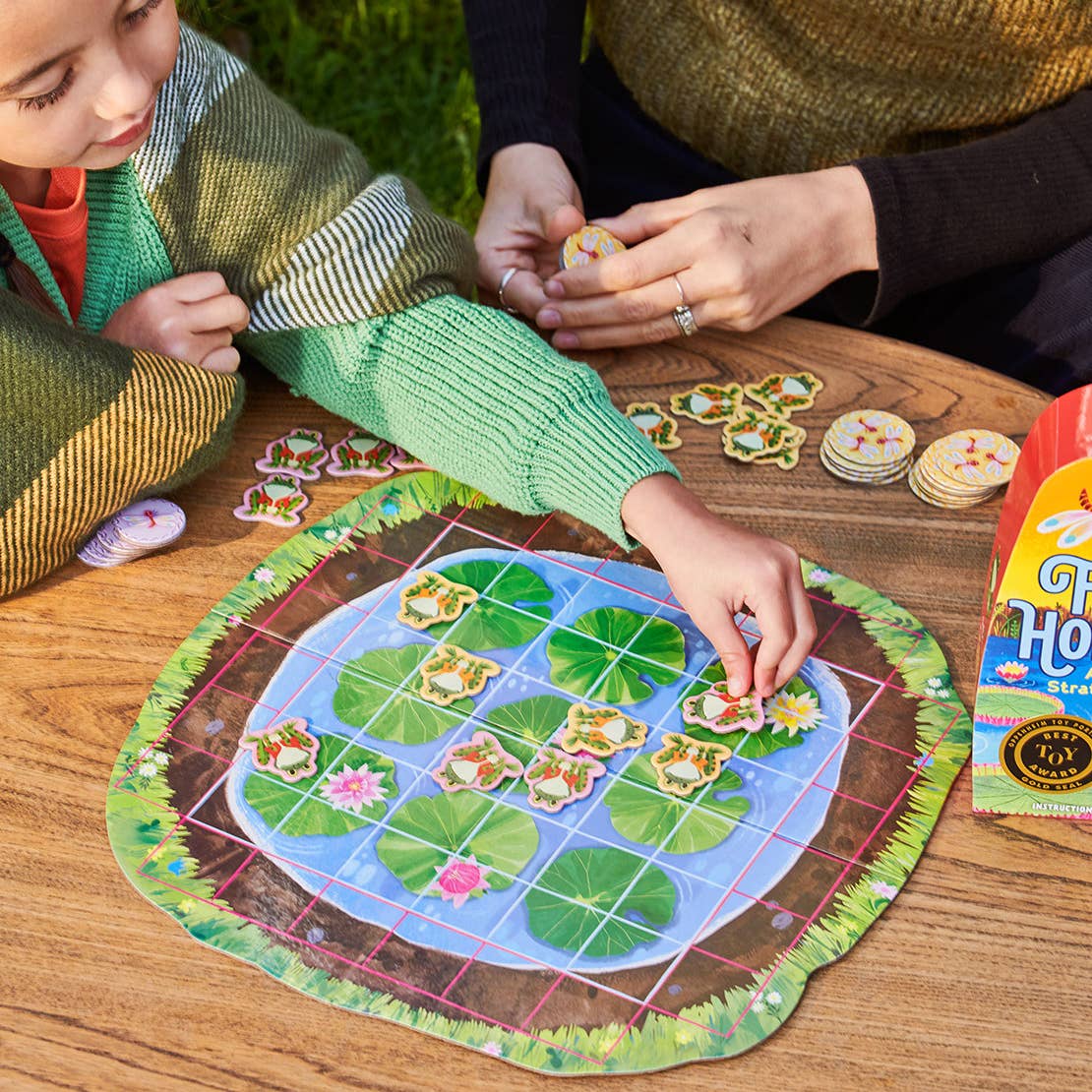 Frog Hopkins Shaped Game by eeBoo