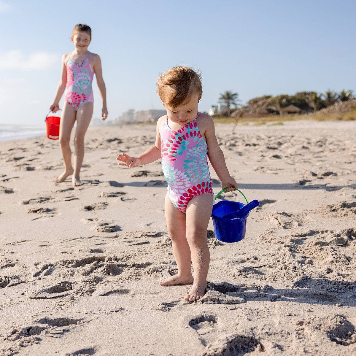 Classic Sand Pail - Durable Bucket for Kids