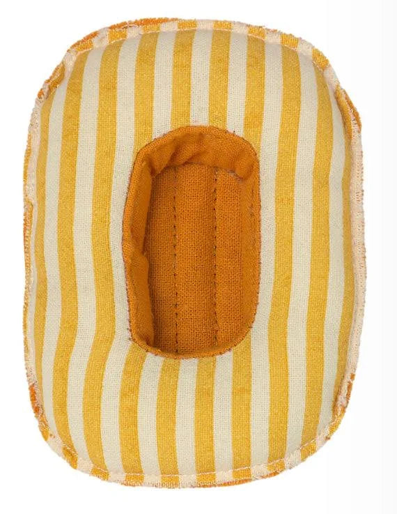 Rubber boat, Small Mouse