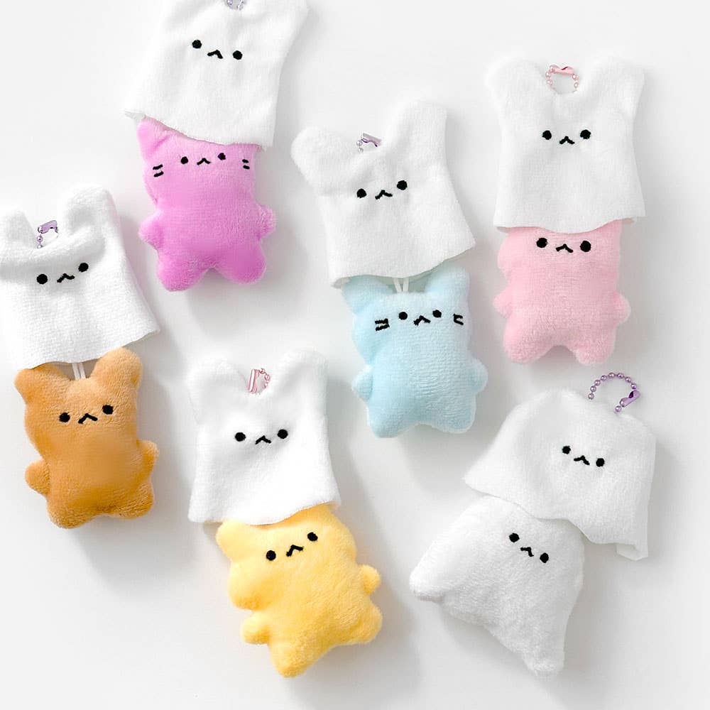 Glow-in-the-Dark Ghost Plush Keychain – Random Blind Bag