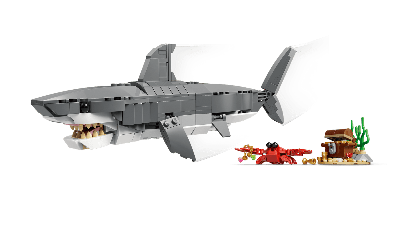 LEGO Creator Fierce Shark with a Treasure Chest
