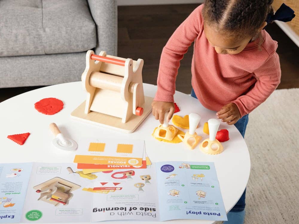 Fun Dough Pasta Maker