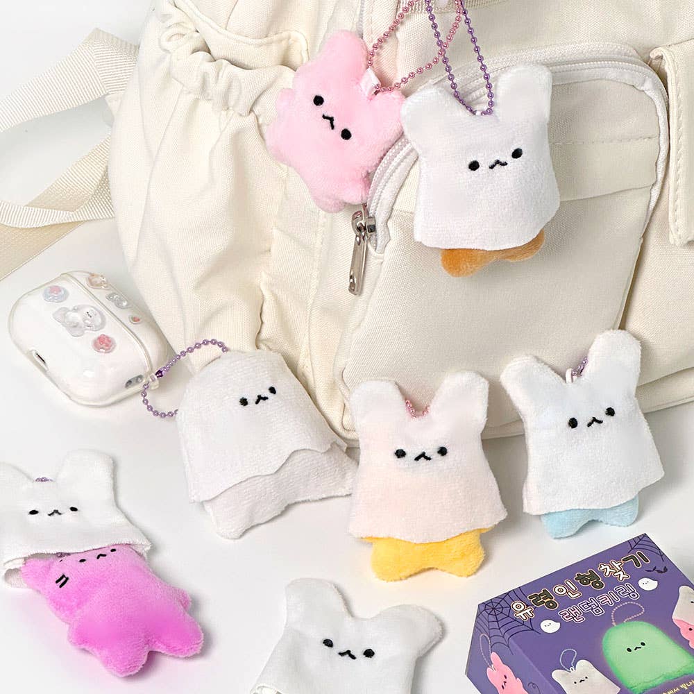 Glow-in-the-Dark Ghost Plush Keychain – Random Blind Bag