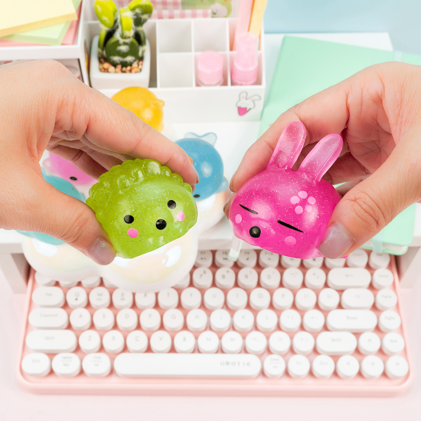 Jumbo Glitter Mochi Squishy (Assorted Styles)