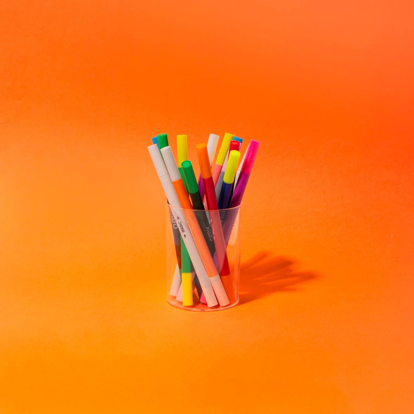 16 Magic Markers by OMY