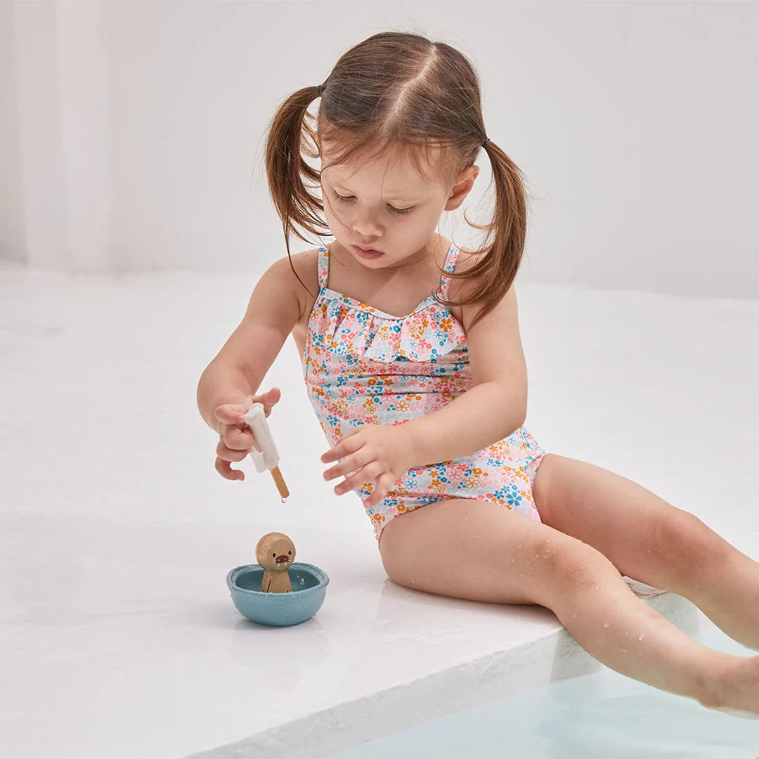 Walrus in Sailing Boat by Plan Toys