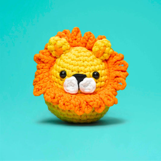 Sebastian the Lion Beginner Crochet Kit - The Woobles