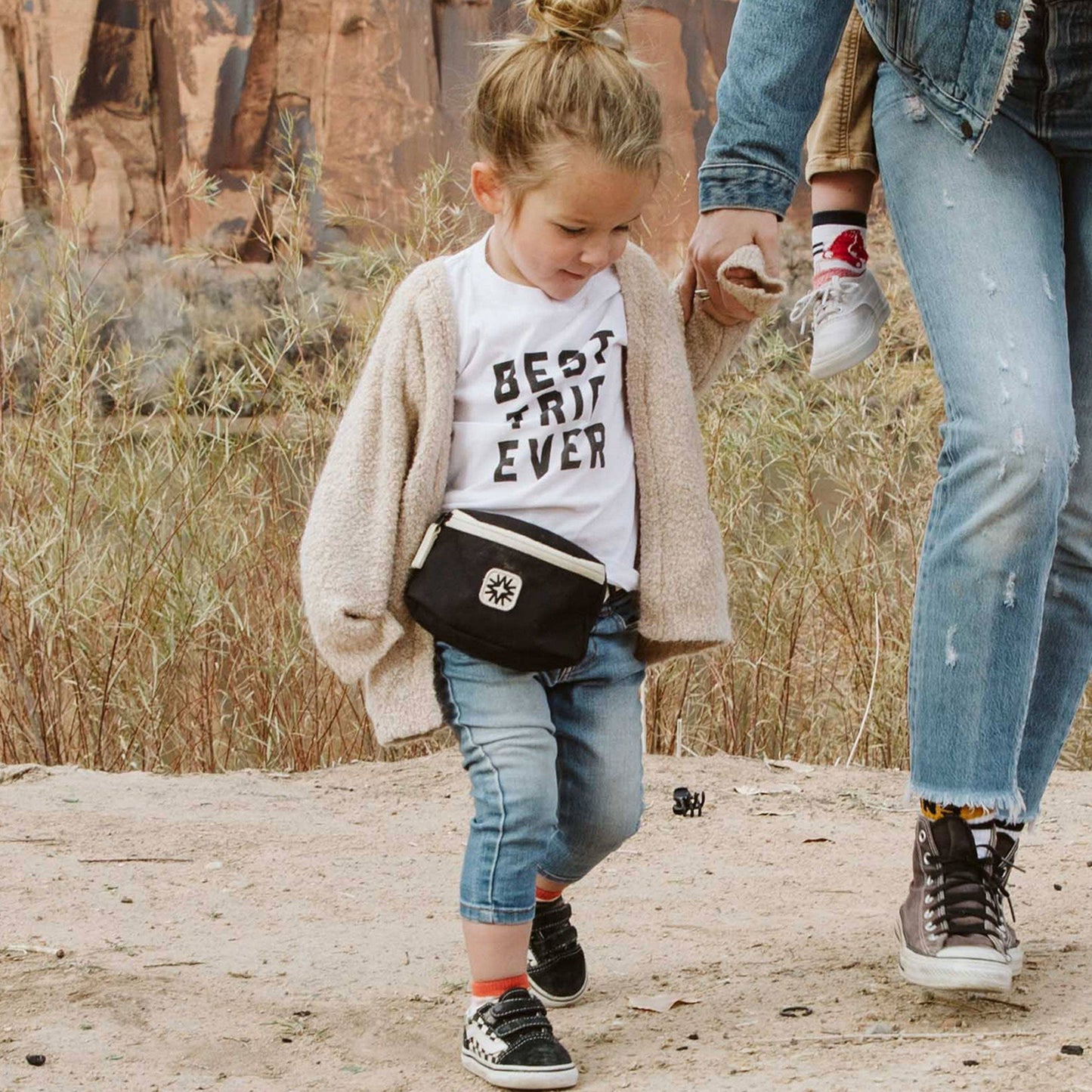 Lil Louie Sling Black by Walker Family Goods