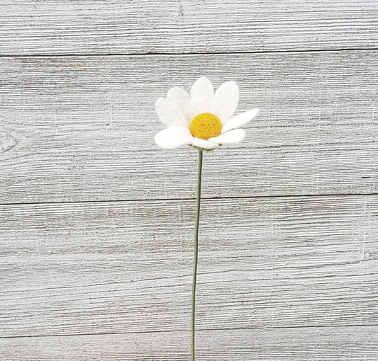 Felt Button Daisies
