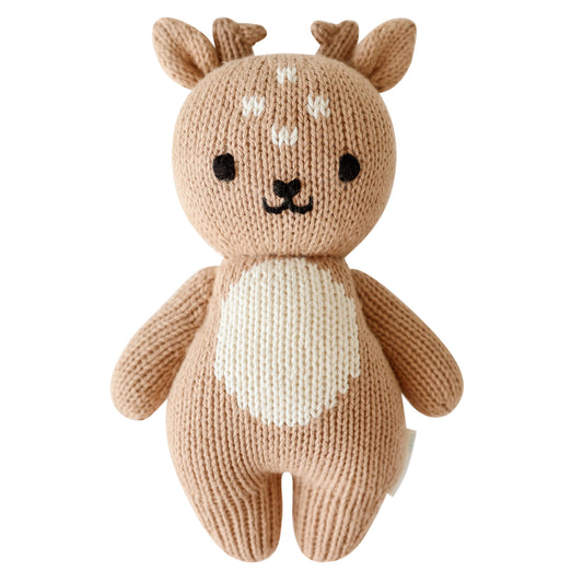 Baby Fawn - cuddle + kind