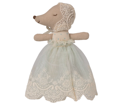 Baby Mouse in Gown, Mint