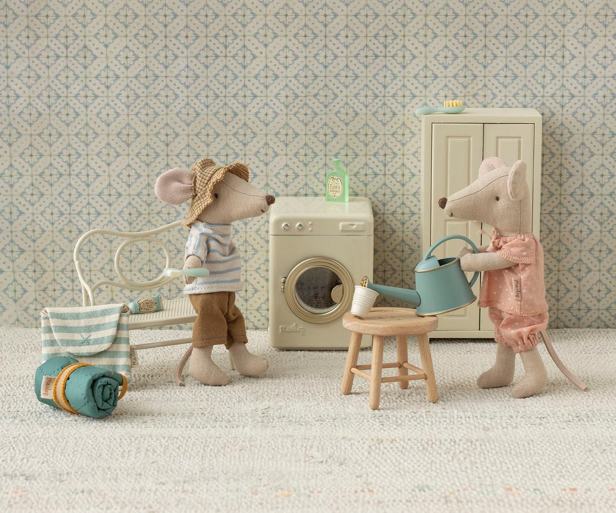 Washing Machine, Mouse, Off White