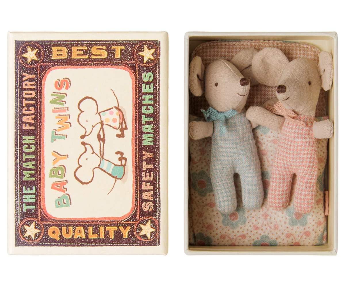 Baby Twins in Matchbox, Checker