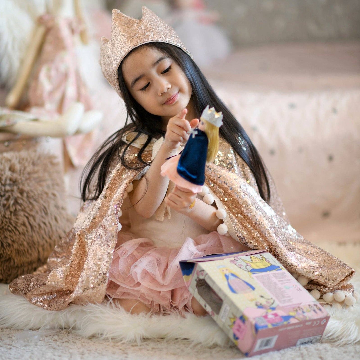 Queen of the Castle Lottie Doll
