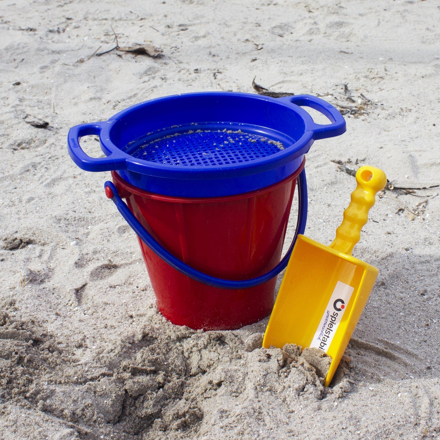 Large Sand Sieve – Durable Beach Toy (Assorted Colors)