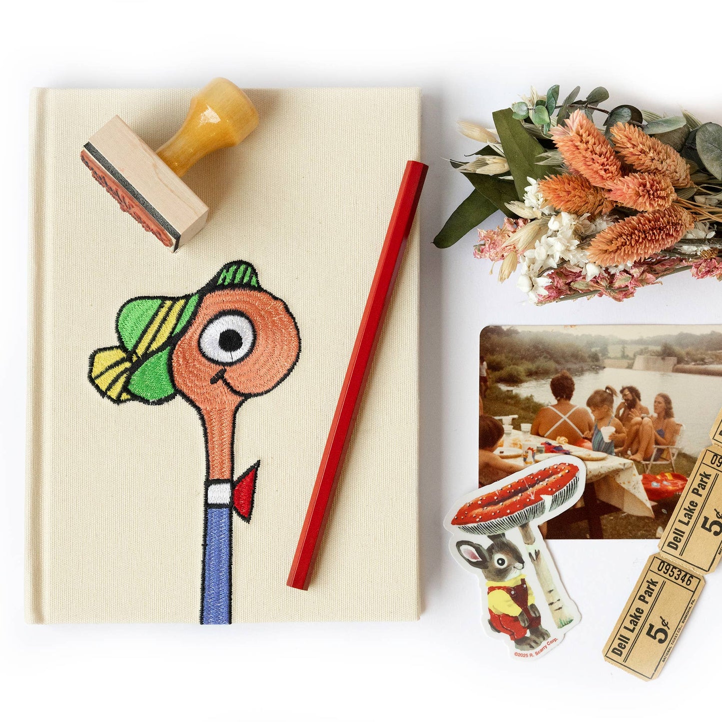 ichard Scarry® - Lowly Worm Embroidered Journal