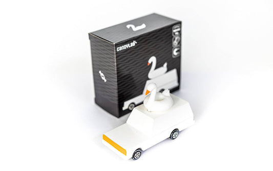 White Swan Wagon Candylab Car