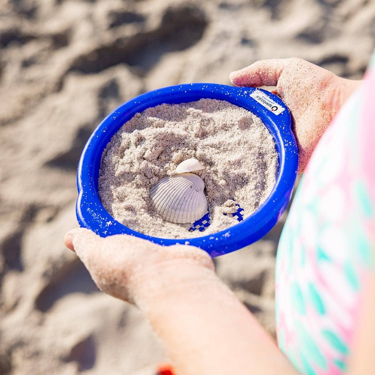 Small Sand Sieve – Durable Sandbox Sifter (Assorted Colors)