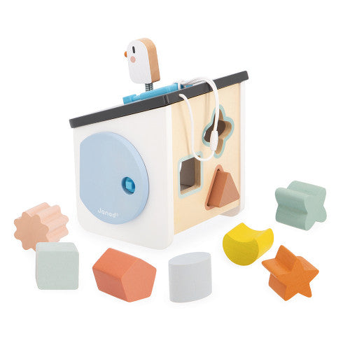 Bird House Shaper Sorter by Janod